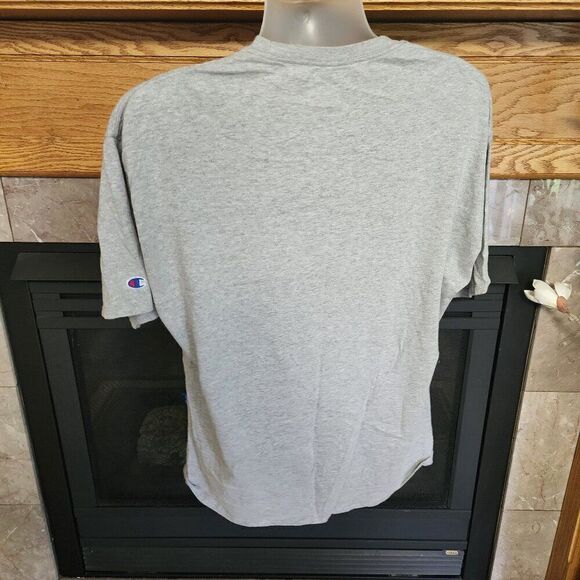 Champion Big C Center Graphic Logo Crew neck - Picture 3 of 4